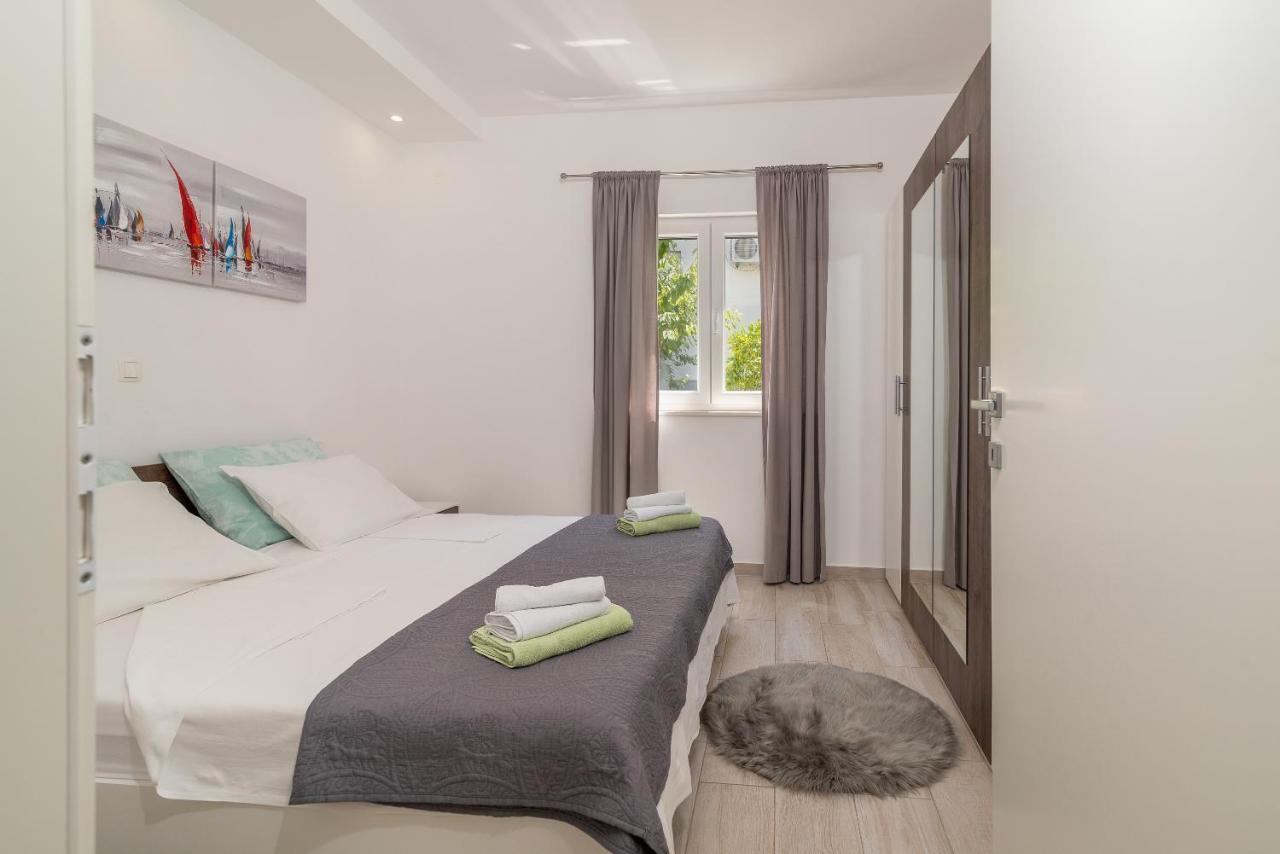 Apartment Ela Trogir Kültér fotó