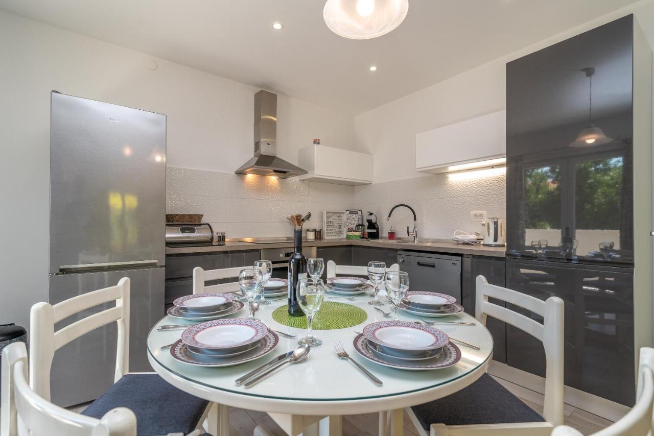 Apartment Ela Trogir Kültér fotó