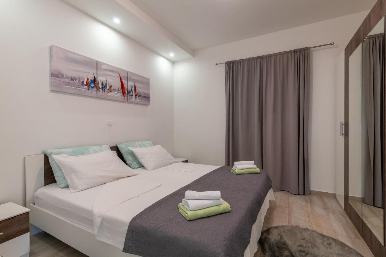 Apartment Ela Trogir Kültér fotó