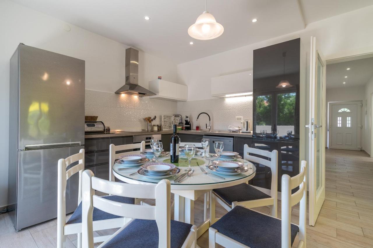 Apartment Ela Trogir Kültér fotó